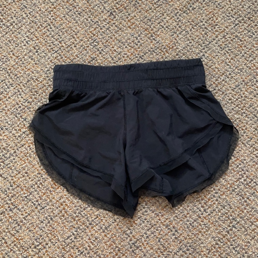 Black lululemon with mesh trim detail